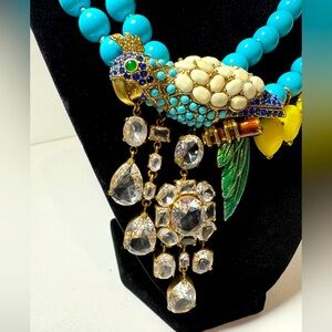 J CREW | PARROT STATEMENT NECKLACE